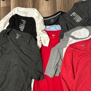 Old Navy Men's Shirt Lot L Red Gray Black White Short Sleeve Tee Casual Pullover